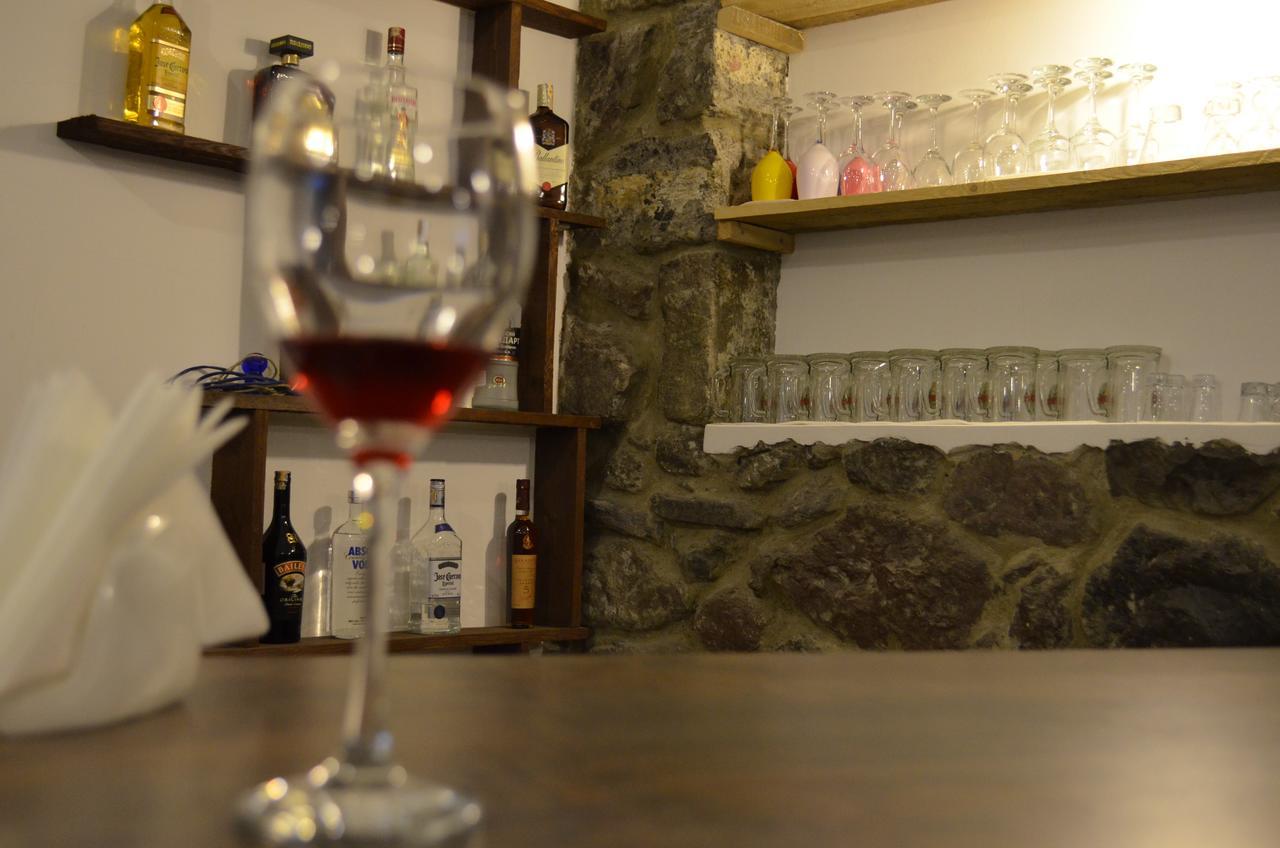 Hotel Aia Kazbegi Extérieur photo