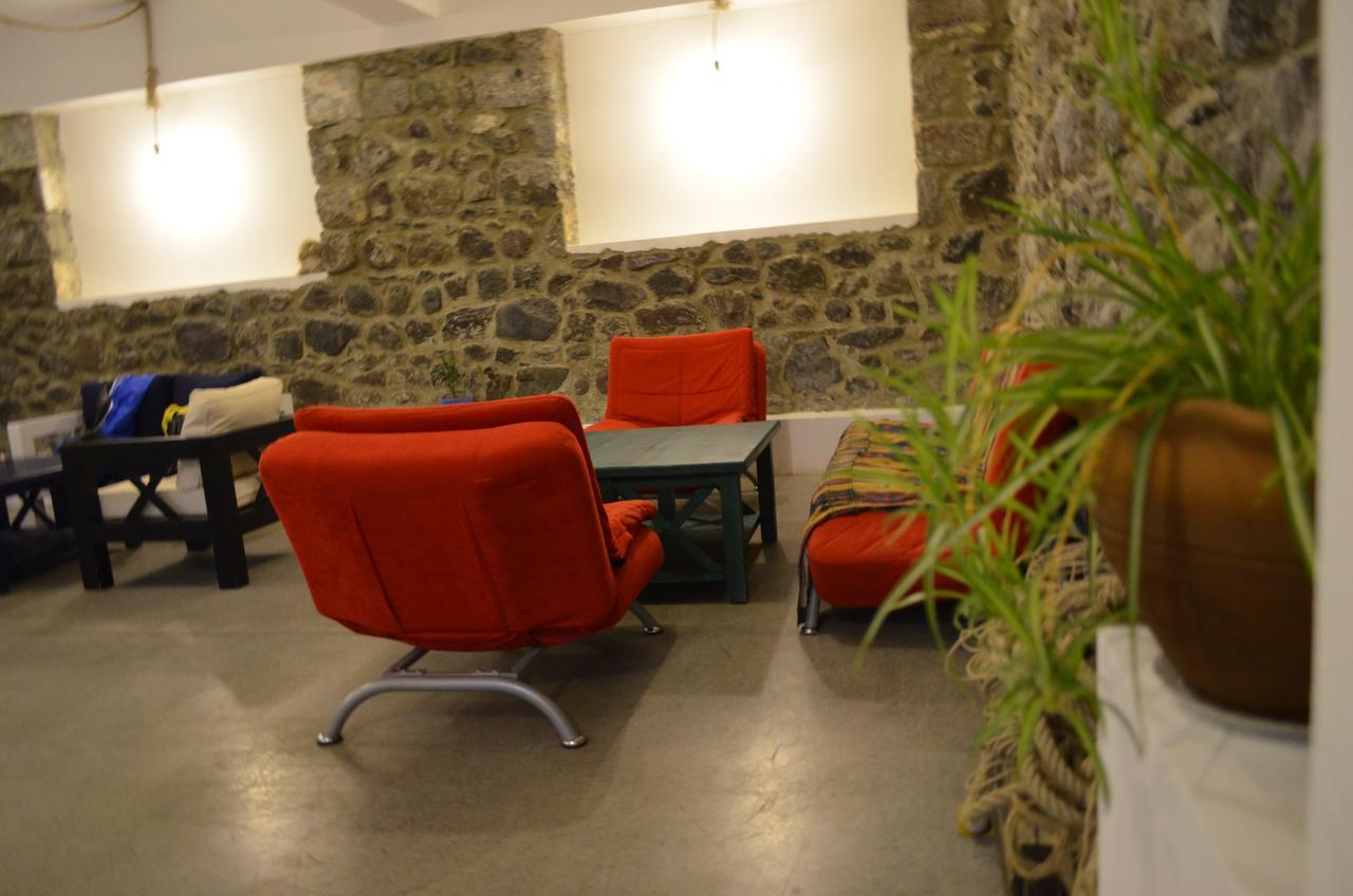 Hotel Aia Kazbegi Extérieur photo