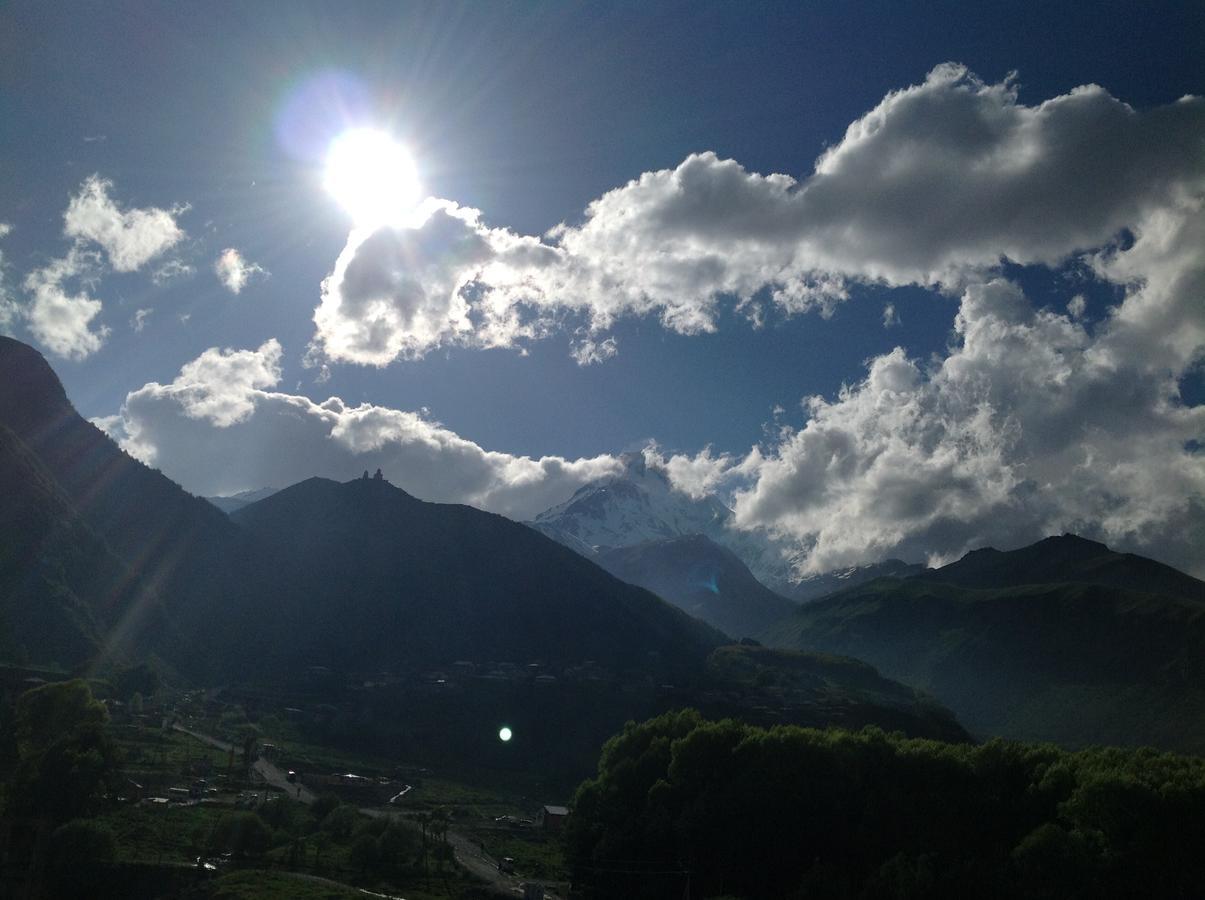 Hotel Aia Kazbegi Extérieur photo