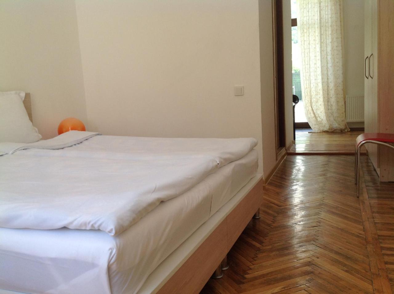 Hotel Aia Kazbegi Extérieur photo